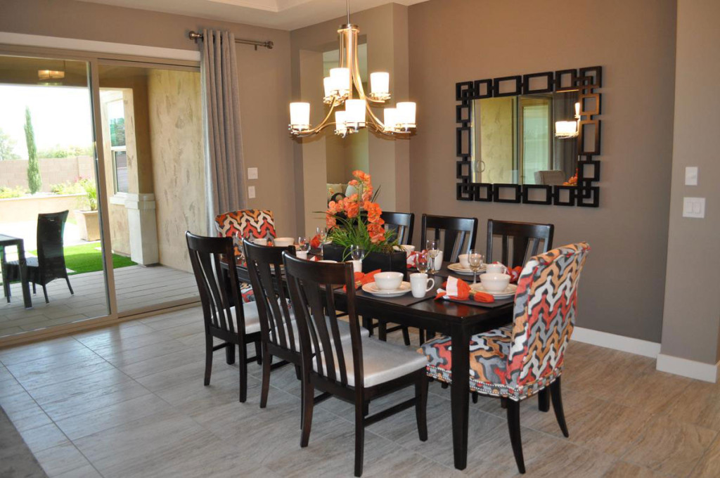 web-bring-color-into-your-dining-room-blog