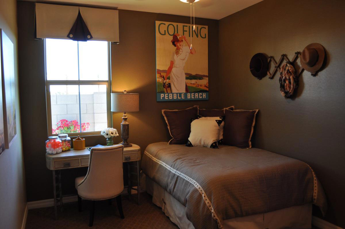 cozy-guest-room-doubles-as-loungew